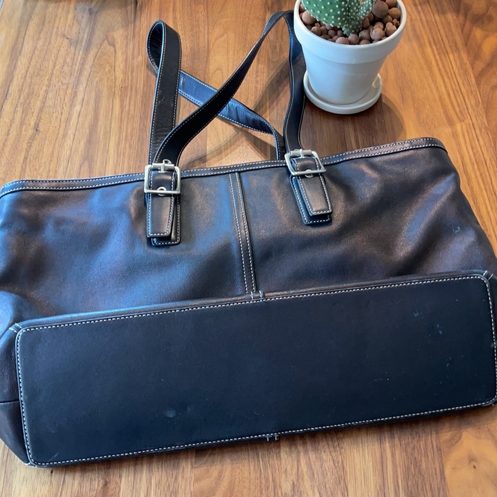 Coach Bag - Picture 3 of 3